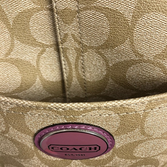 Vintage Coach Handbag - Picture 11 of 11